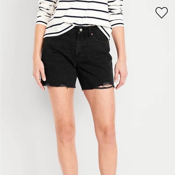 Old Navy High-Waisted OG Jean Cut-Off
Shorts -- 5-inch inseam size 6 - Picture 1 of 9
